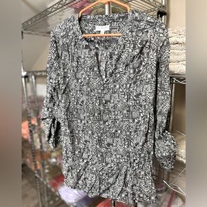 Kim Rogers top size PXL